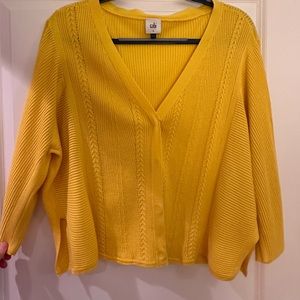 Yellow sweater